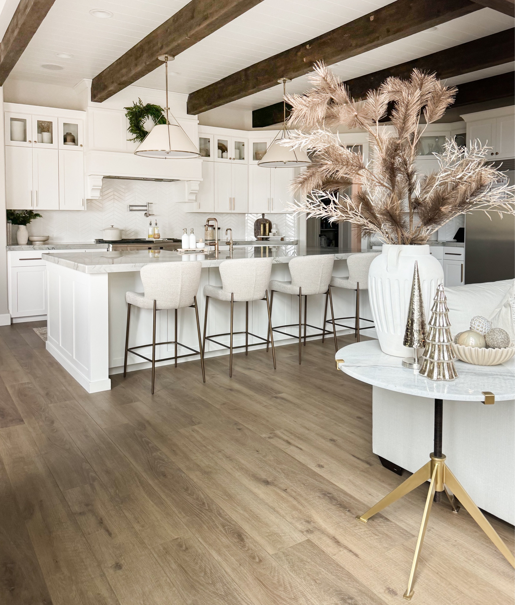 It’s beginning to look a lot like the holidays in the heart of the home—kitchen and living space all set for the season! ✨

Holiday, tree, decor, home, seasonal, garland, tree , living room, fireplace, neutral, modern


#LTKSeasonal #LTKHome #LTKHoliday