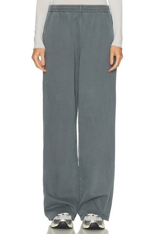 SKIMS Boyfriend Fleece Baggy Sweatpant in Slate | FWRD 