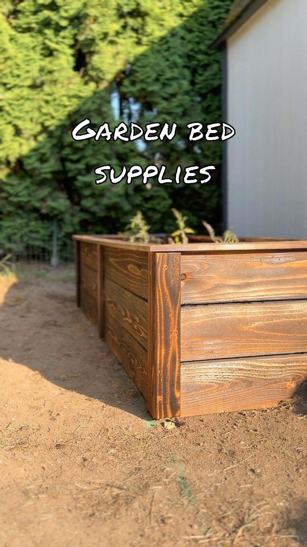 Everything I used to make the raised garden bed! I love the style, and torching it gave it the perfect deep rich color I was looking for without risking the chemicals of stain 😍