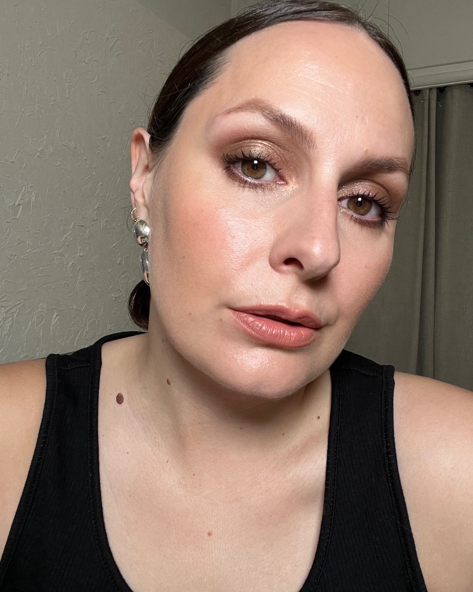 One palette festive eye look, eyeshadow palette, festive eye look, Dior eyeshadow 

#LTKparties #LTKHoliday #LTKbeauty