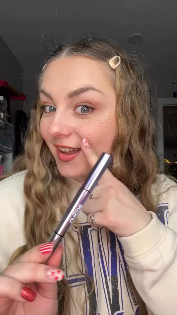 Sun-kissed on demand?? say less! 😘☀️

If you’re new here, hey! I’m Kristen, your at-home beauty geek and I share lots of beginner friendly beauty tips and tricks! I also share products that I love and actually work for real women. If you want to see more, make sure you’re following me! 💜

This pen is doing EVERYTHING! It’s a 6-pronged freckle stamp with the product already in it (no dipping, no mess 🙌🏻) AND a matte blush on the other end!!! 

Like… This is for sure staying in my bag and going everywhere with me all summer! 

Plus, she’s apparently waterproof AND smudge-proof, so she’s not melting off the second it gets hot out! 🥵👏🏻

📲 Comment “FRECKLE” and I’ll send my commissionable link right to your DM’s!

#summermakeup #fauxfreckles #makeuphacks #glowymakeup #beautyfinds