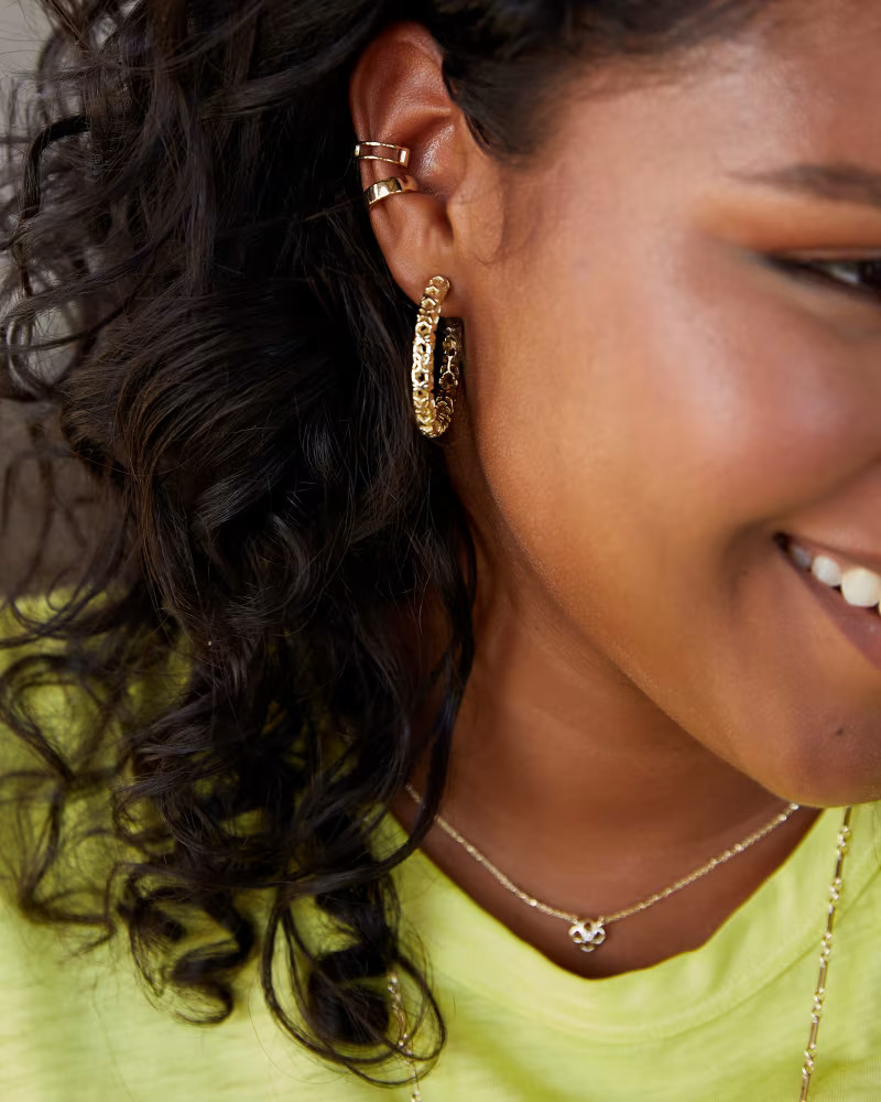 Maggie Small Hoop Earrings in Gold Filigree | Kendra Scott