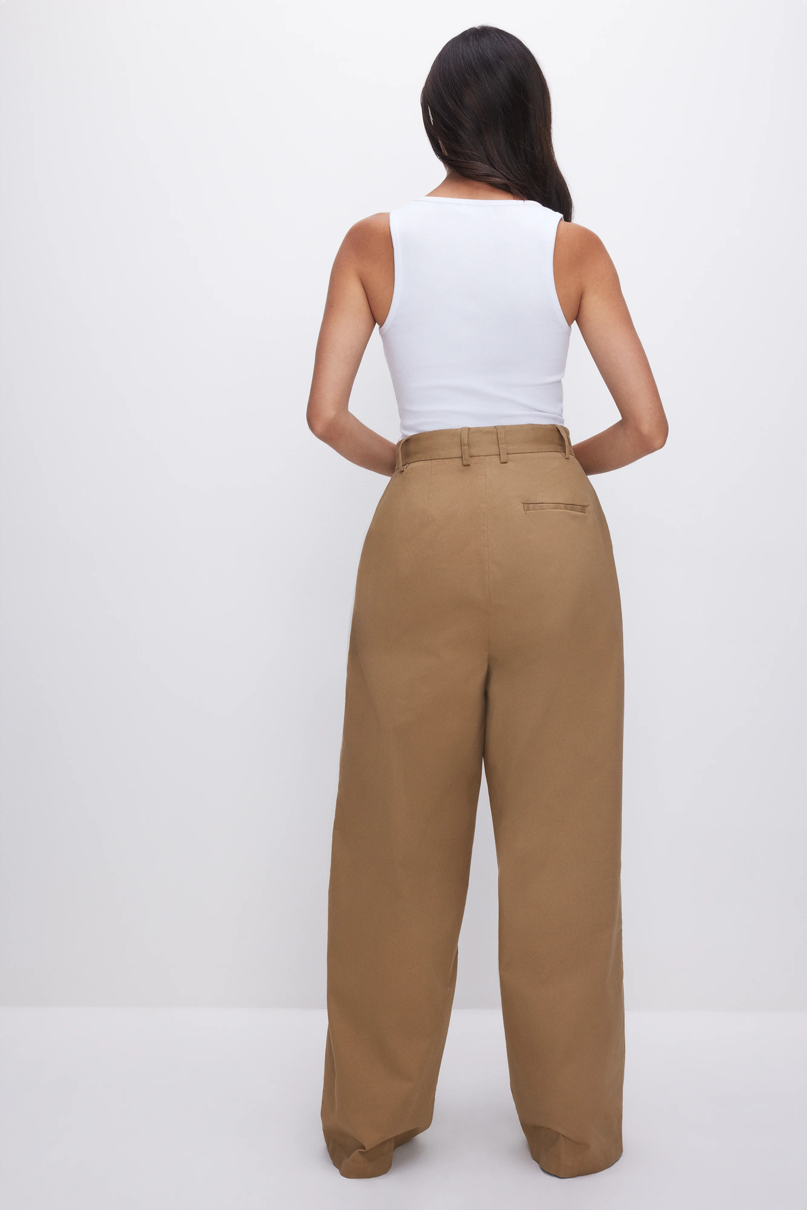 GOOD ’90S PLEATED TROUSERS | Good American