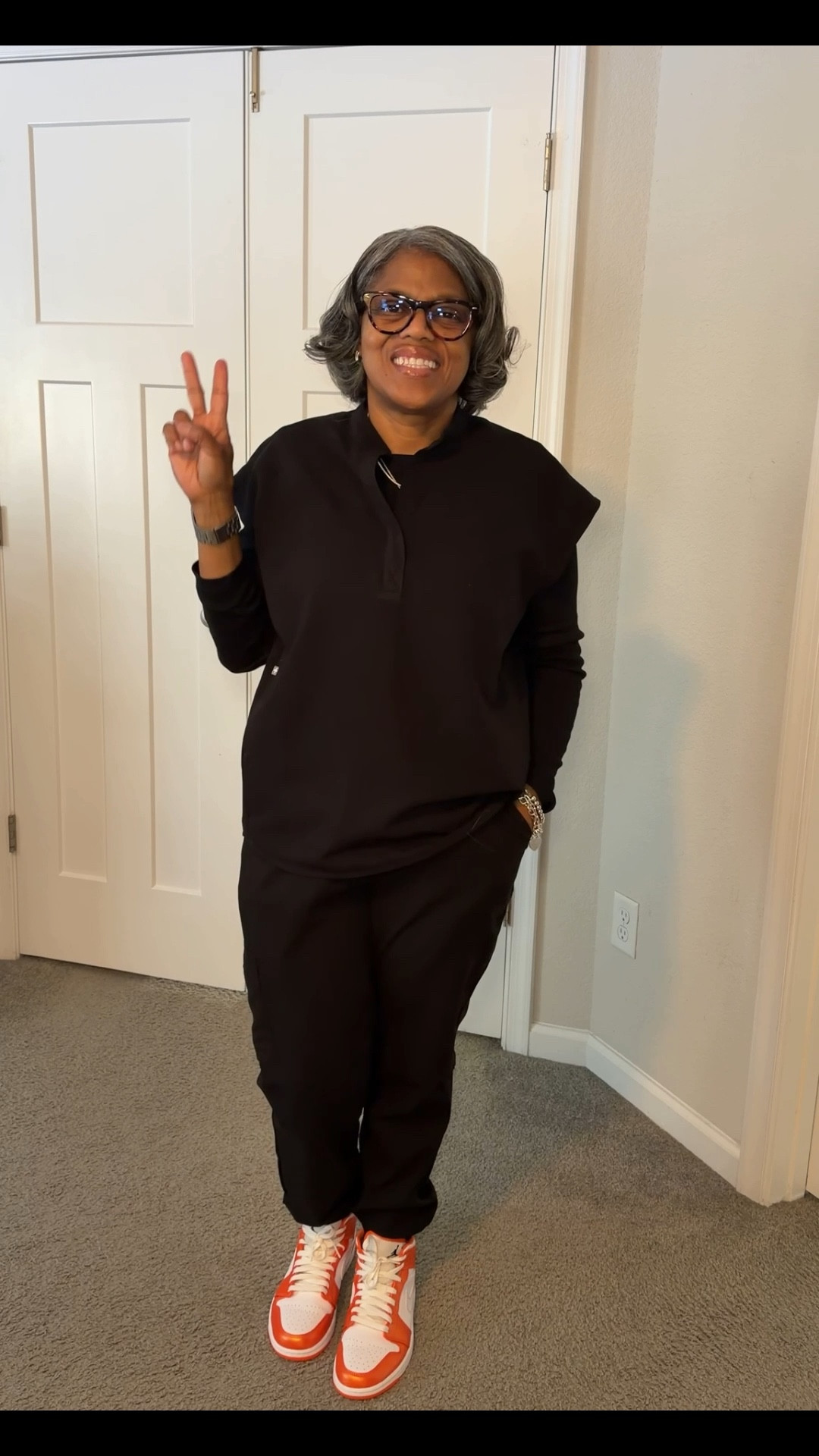 All black… with a little attitude🧡

🔗Air Jordan 1 Electro Orange 

#Shoesoftheday #FIGSScrubs #HealthcareStyle #Over50Style  #Sneakers #HealthcareLifestyle

#LTKOver40 #LTKootd #LTKWorkwear