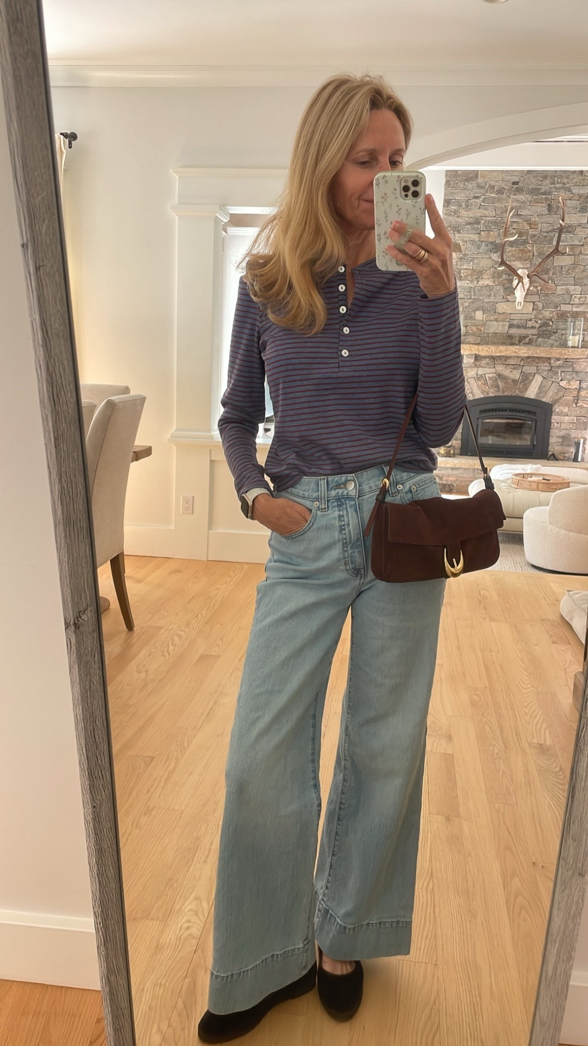 New Henley, purse and flats

#LTKShoeCrush #LTKSeasonal #LTKItBag