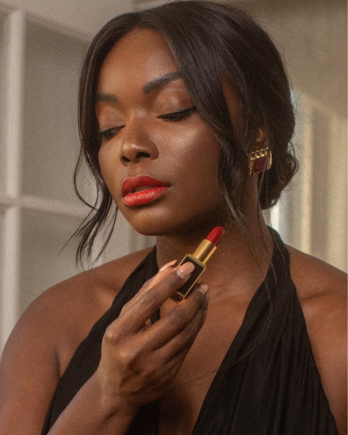 the perfect red lip with Tom Ford Beauty 💋

#LTKSaleAlert #LTKGiftGuide #LTKHoliday