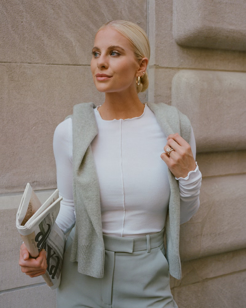 Long-Sleeve Seamed Crew Top | Abercrombie & Fitch (US)