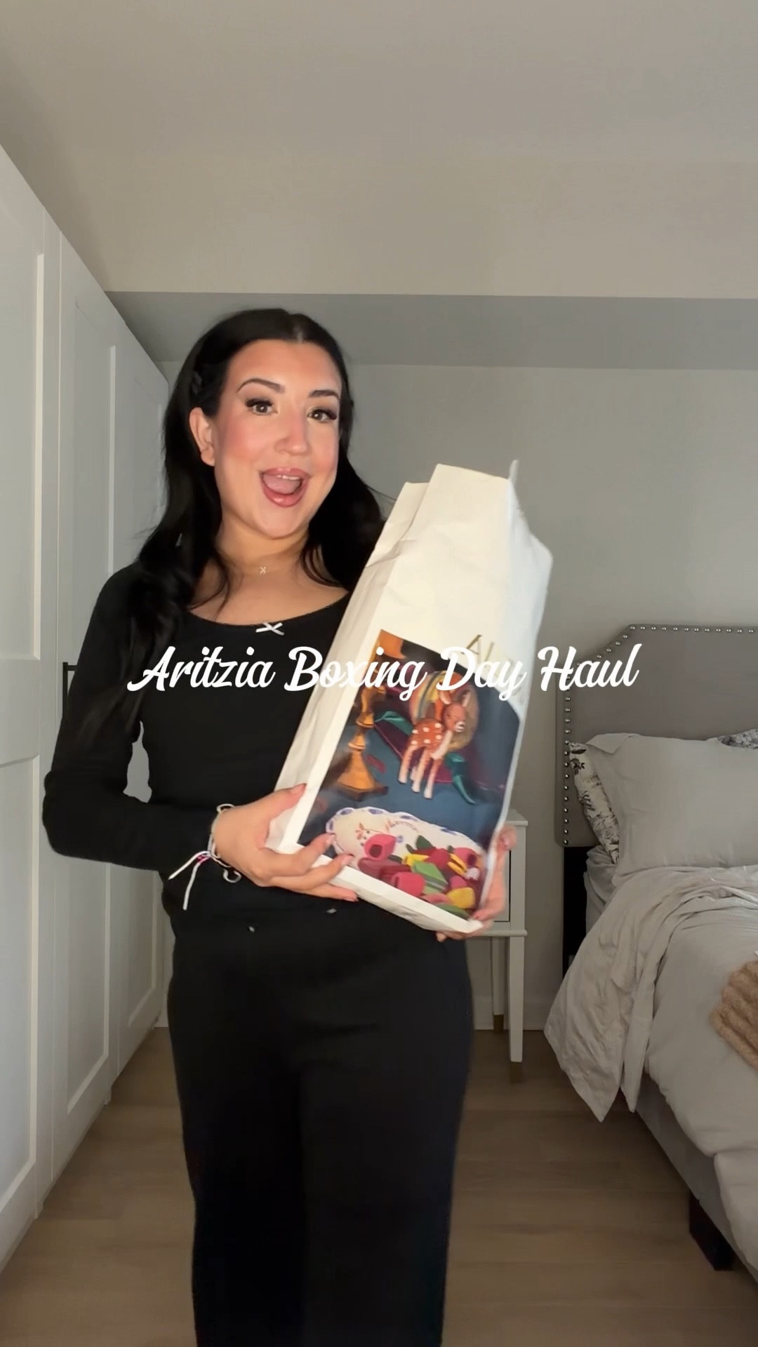 Aritzia boxing day haul
Top - oversized but got normal size 
Dress - true to size 