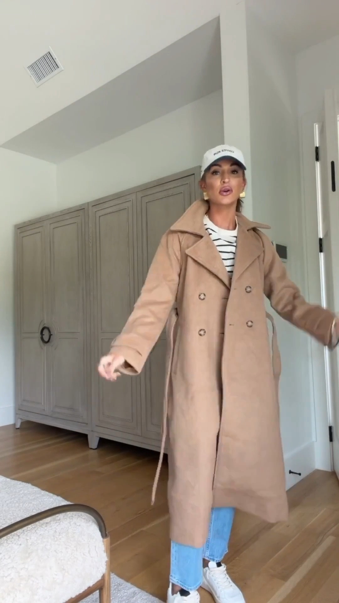 this whole look is on major sale rn!! these jeans are literally 50% off 🤯 super flattering and come in so many washes! 🫶🏼

#LTKSaleAlert #LTKootd #LTKFindsUnder50