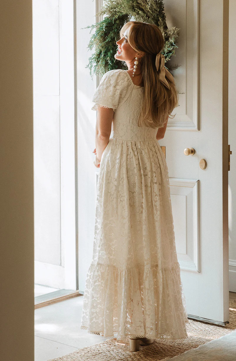 Secret Garden Dress in White Lace | Ivy City Co