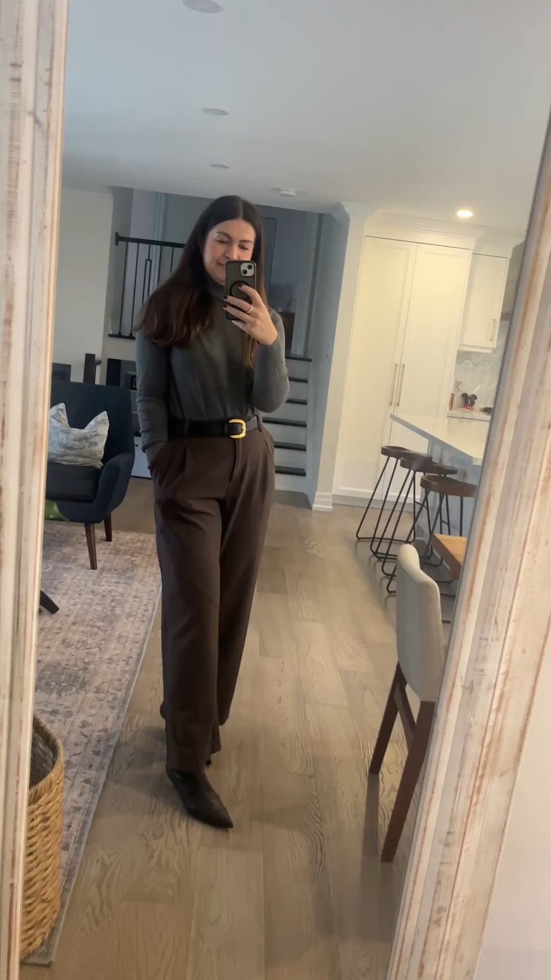 Work fit wearing neutrals - gray top, brown chocolate pants and black accessories 

#LTKmodest #LTKshoes #LTKworkwear
