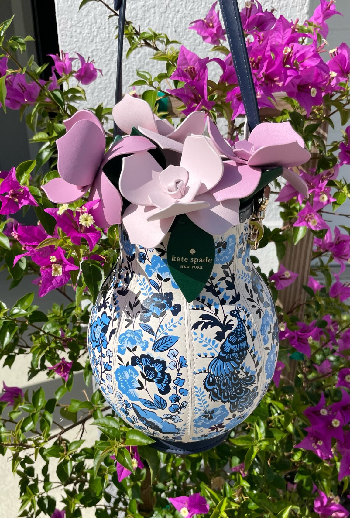 Kate Spade blue vase floral peacock print purse. Perfect for the blue and white loving girl!