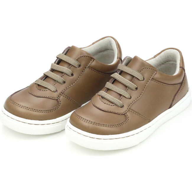 Grayson Elastic Lace Sneaker, Mocha | Maisonette