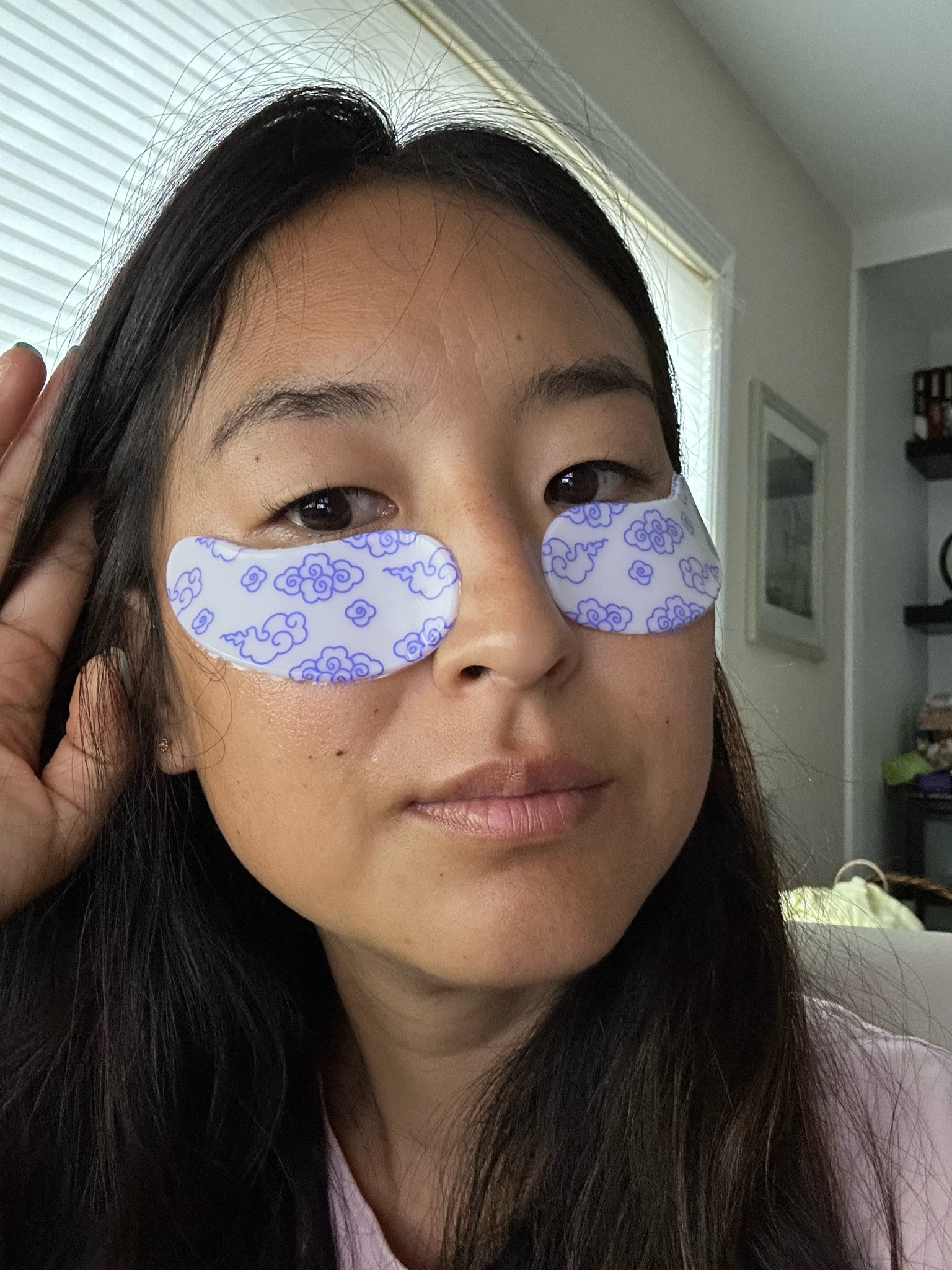 Trying out these reusable under eye masks to help refresh the skin under my eyes but not cause so much waste! You can use this with your favorite serum or cream, wash them, then store them away. An added bonus is being able to pop these in the fridge to cool under your eyes before use! #skincaree

#LTKBeauty #LTKFindsUnder50 #LTKActive