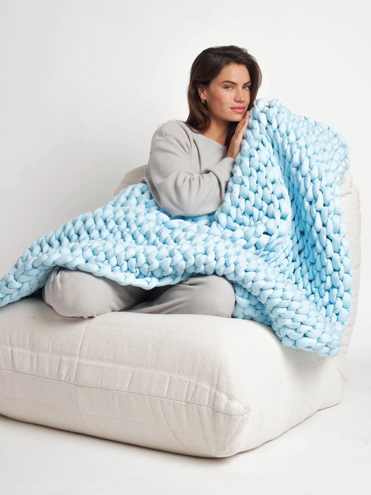 Comfrt CuddleCloud Weighted Blanket | Baby Blue | Oversized | 20lb | Comfrt