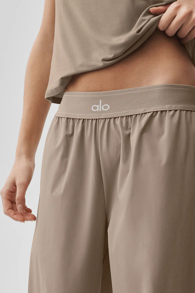 Suit Up Trouser (Long) | Alo Yoga (US)