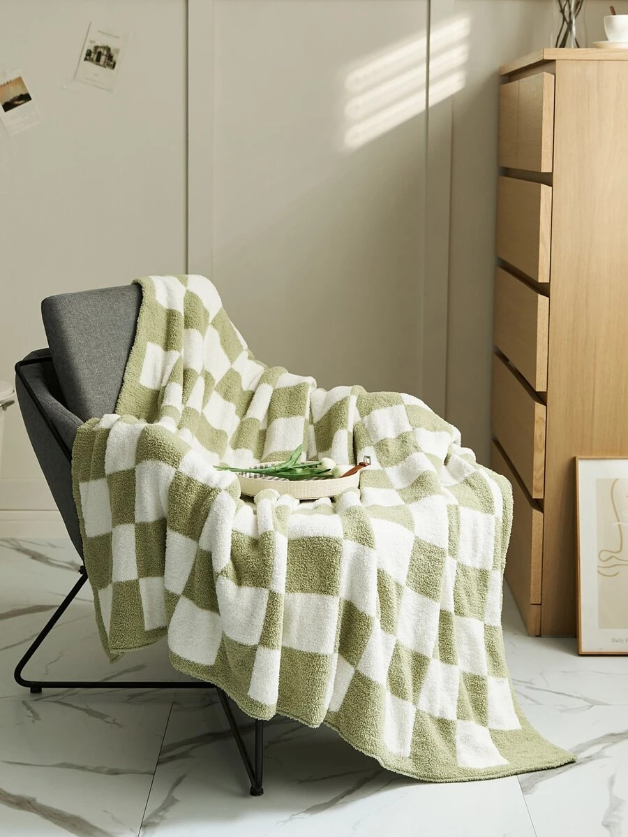 HomeHome & LivingHome TextileBeddingBlankets1pc Checkered Pattern Blanket | SHEIN