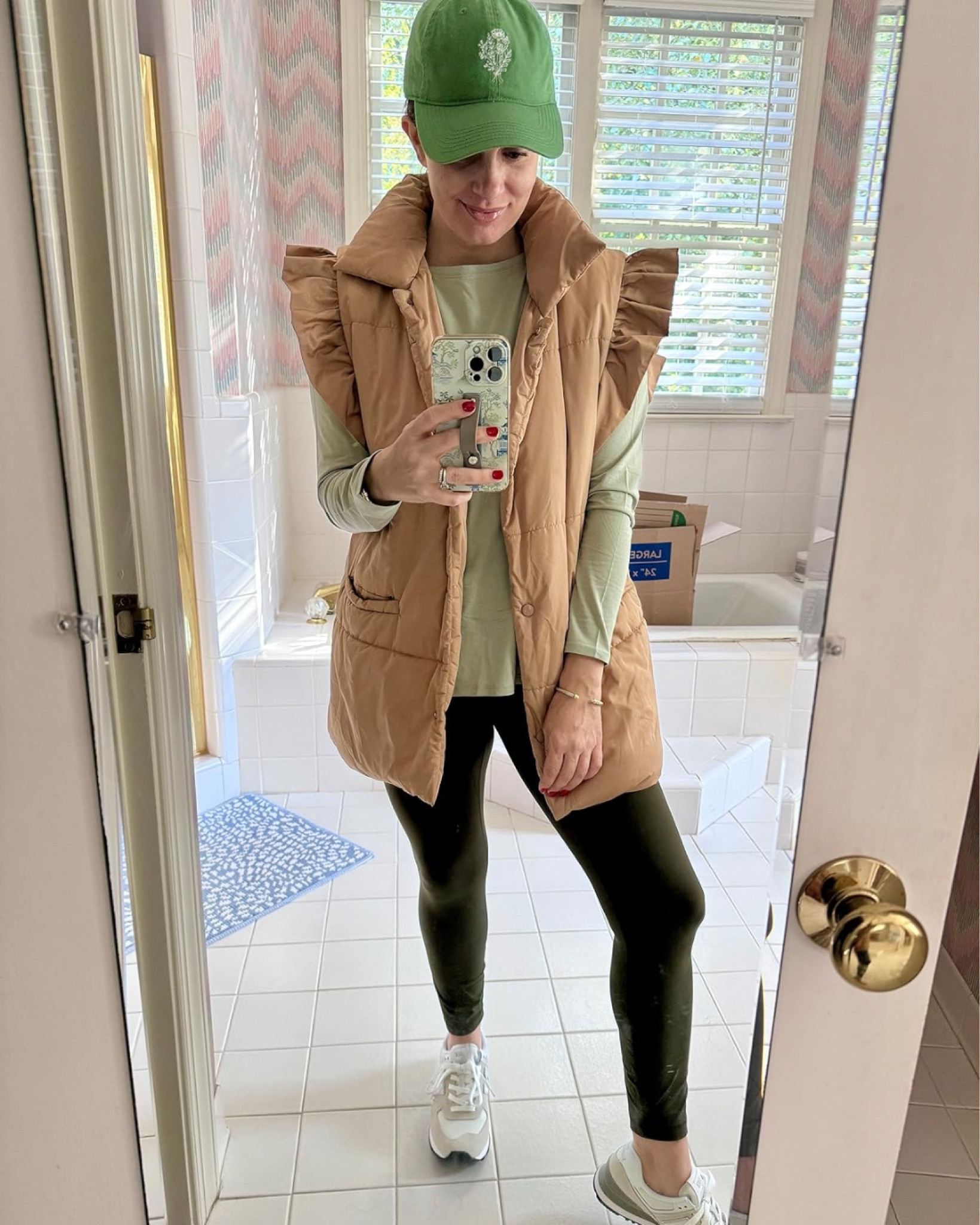 Athleisure outfit of the day!

Athleisure Outfits | Amazon Vest | Weekend Outfit

#LTKFindsUnder50 #LTKMidsize