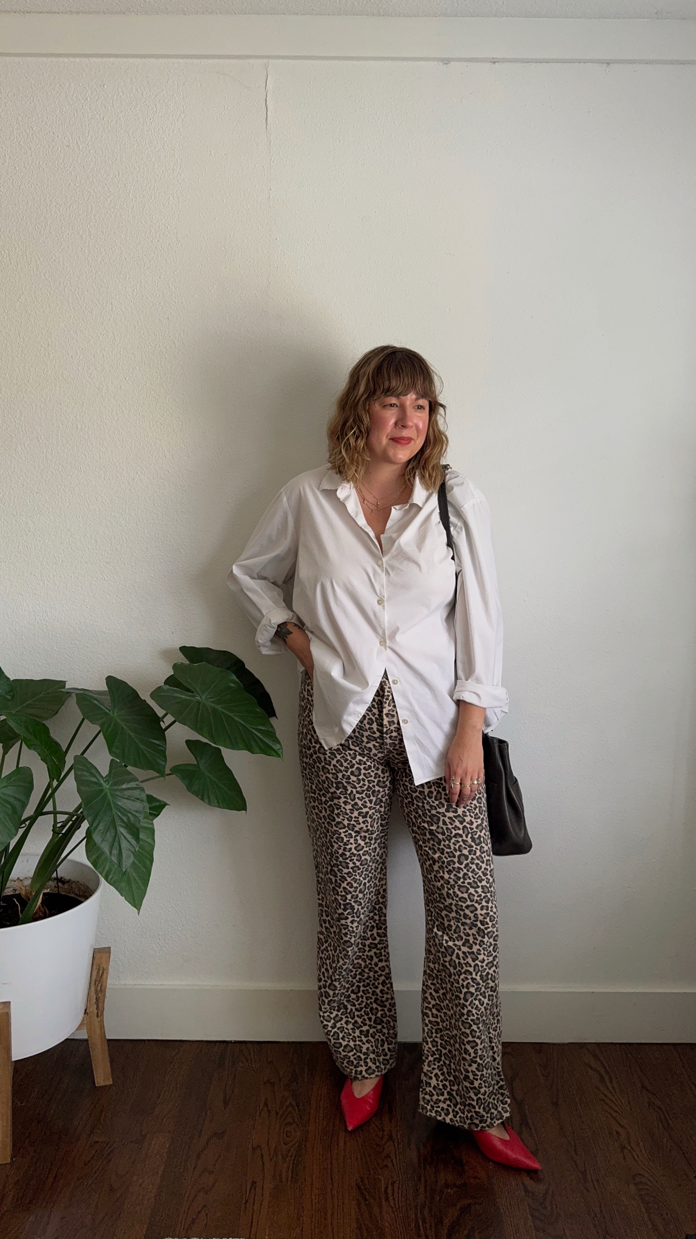 Spring outfit inspo with wide leg leopard pants 🐆

These are the 90s relaxed fit from Abercrombie. They run a bit small so I do recommend sizing up  



#LTKStyleTip #LTKMidsize #LTKOver40