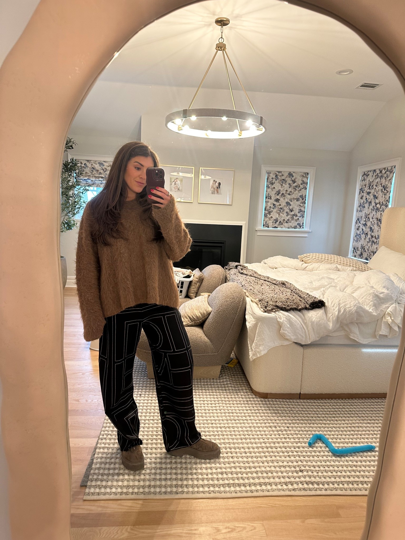 Size 42 in pants ! Cozy comfy elevated go to look with my favorite investment pieces 

#LTKBump #LTKSeasonal #LTKMidsize