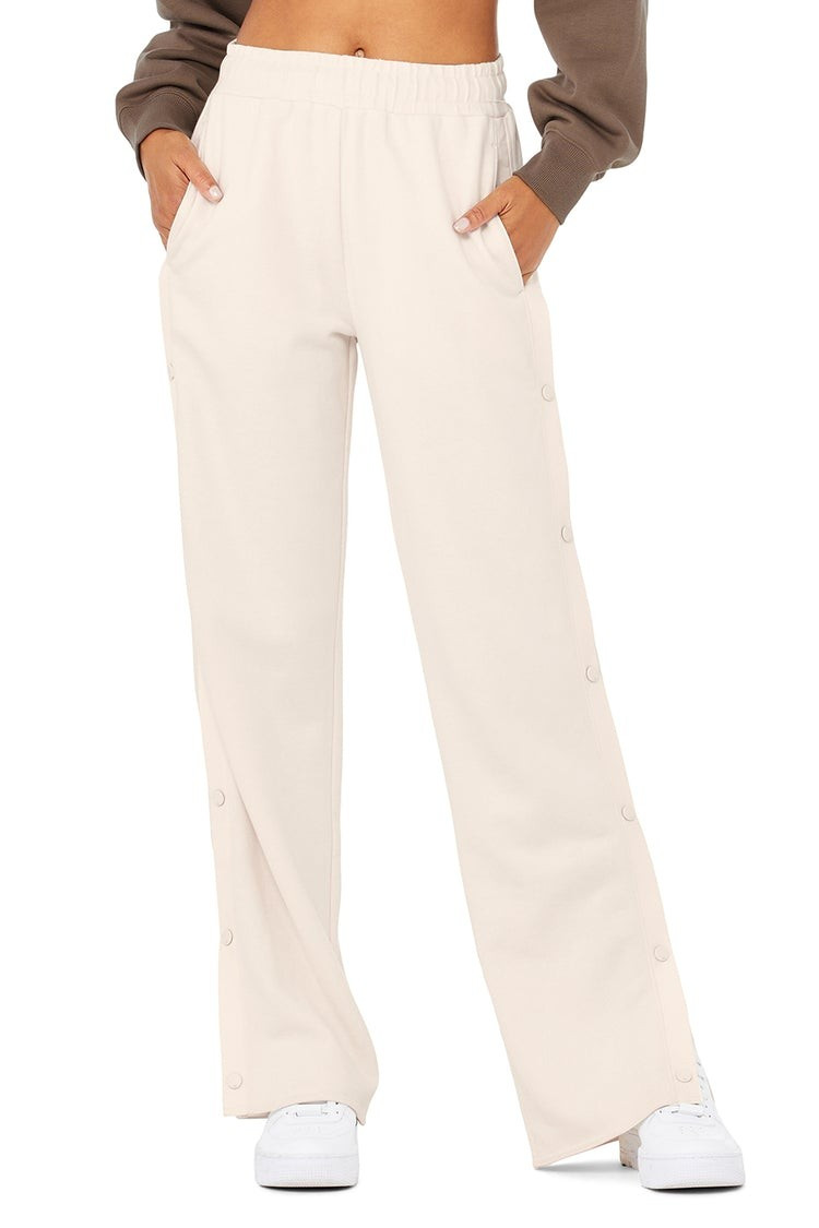 Courtside Tearaway Snap Pant | Alo Yoga (US)