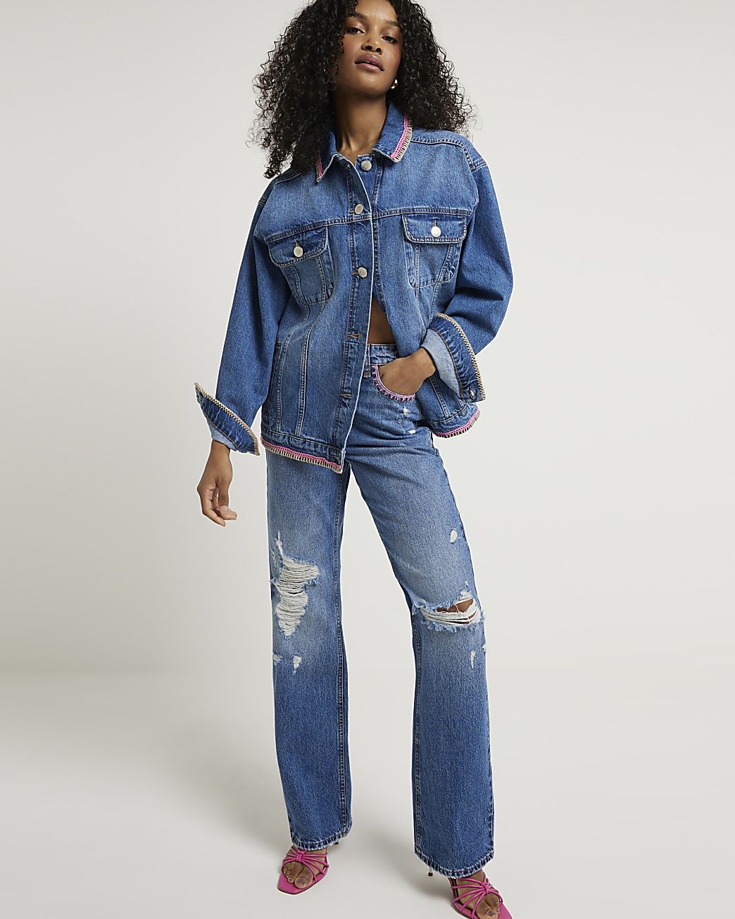 Blue stitch detail relaxed straight jeans | River Island (UK & IE)