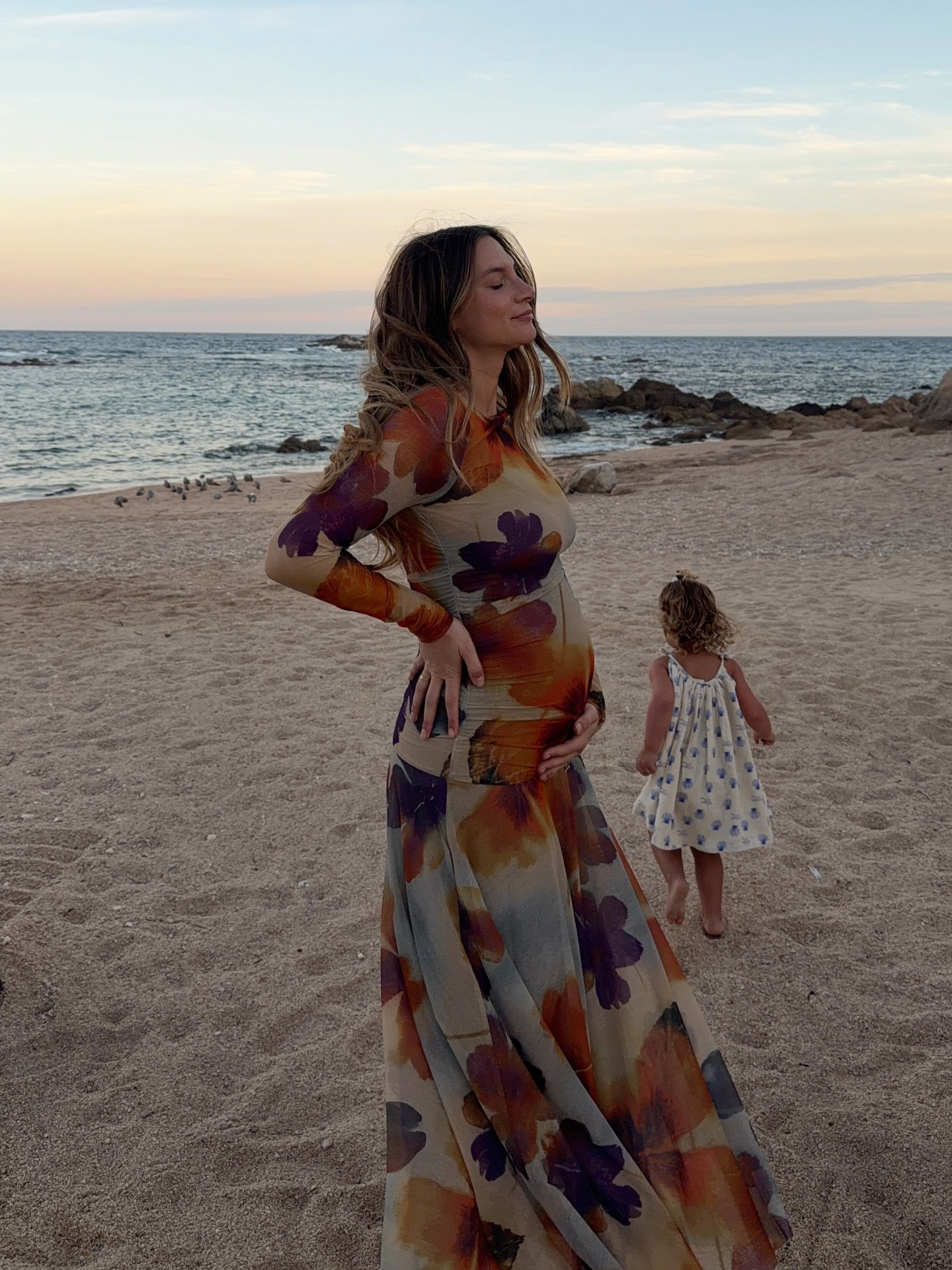 beachy bump outfit on vacation!!! This dress is so stretchy and perfect 

#LTKBump #LTKWedding #LTKTravel