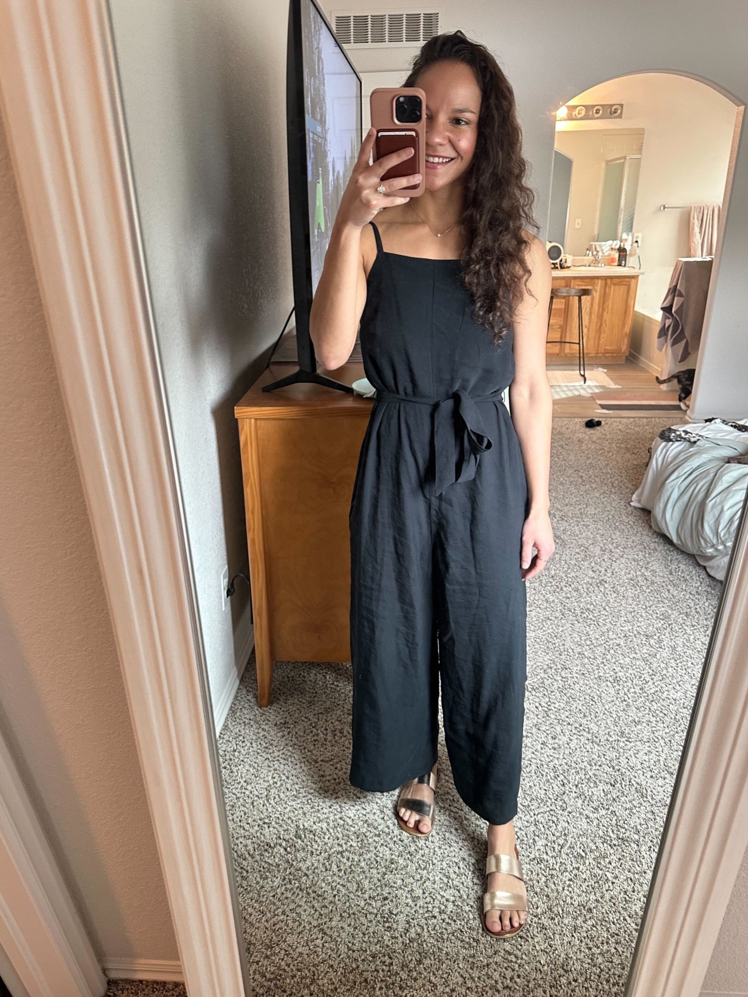 Linking to similar black jumpsuits on Amazon!

My phone case is by Nudient! 

#amazonfashion #blackjumpsuit #datenight #girlsnightoutfits #goldsandals #magsafewallet #amazonfinds


