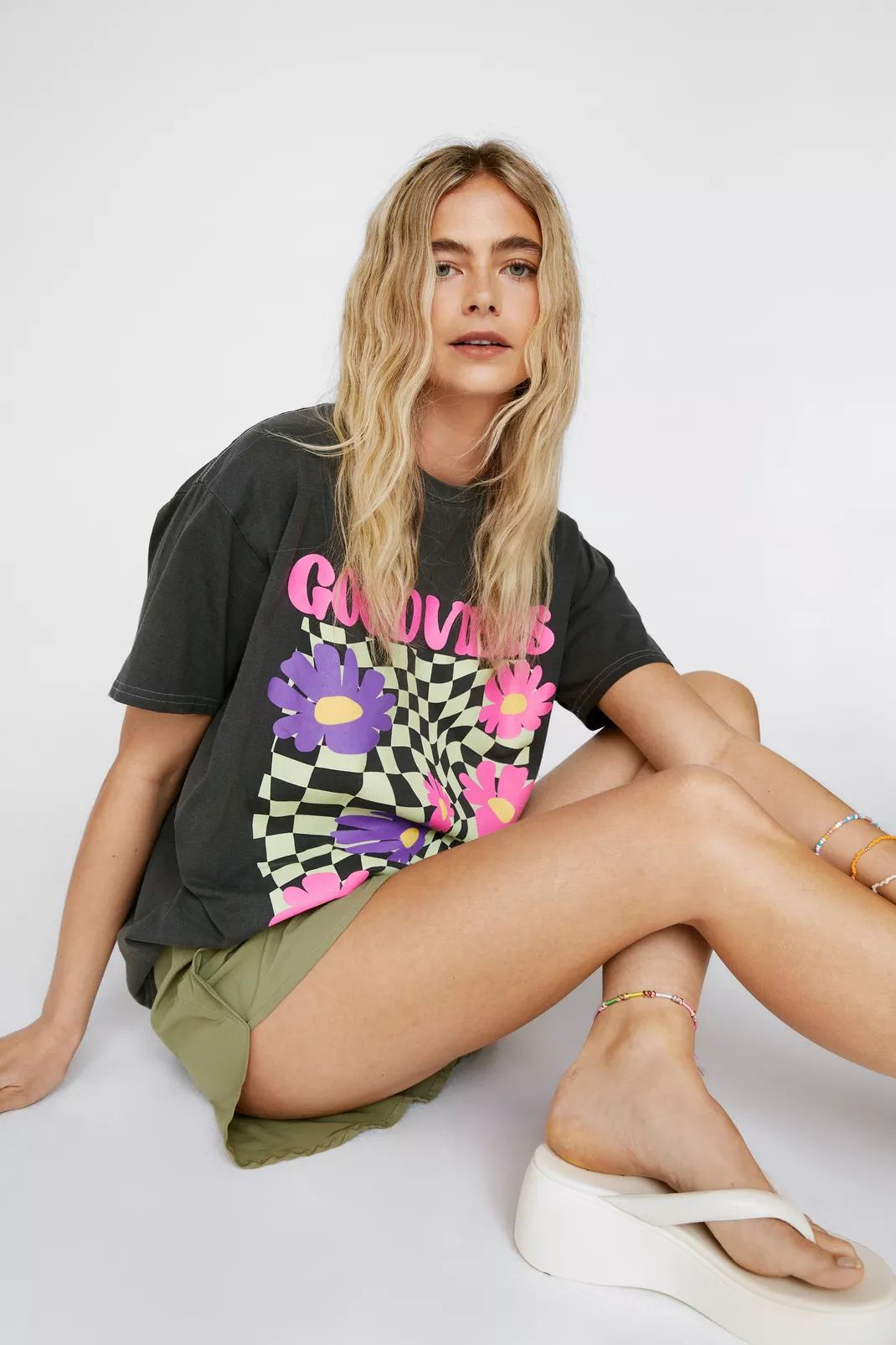 Good Vibes Overdyed Graphic T-shirt | Nasty Gal (US)