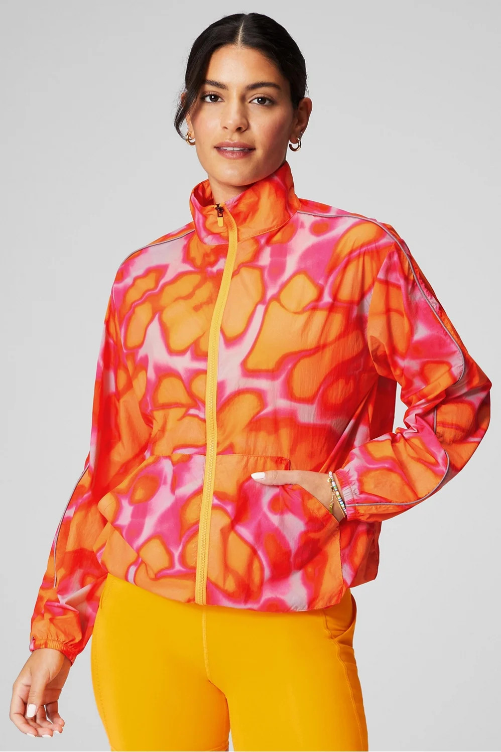 Oversized Flyweight Windbreaker | Fabletics - North America