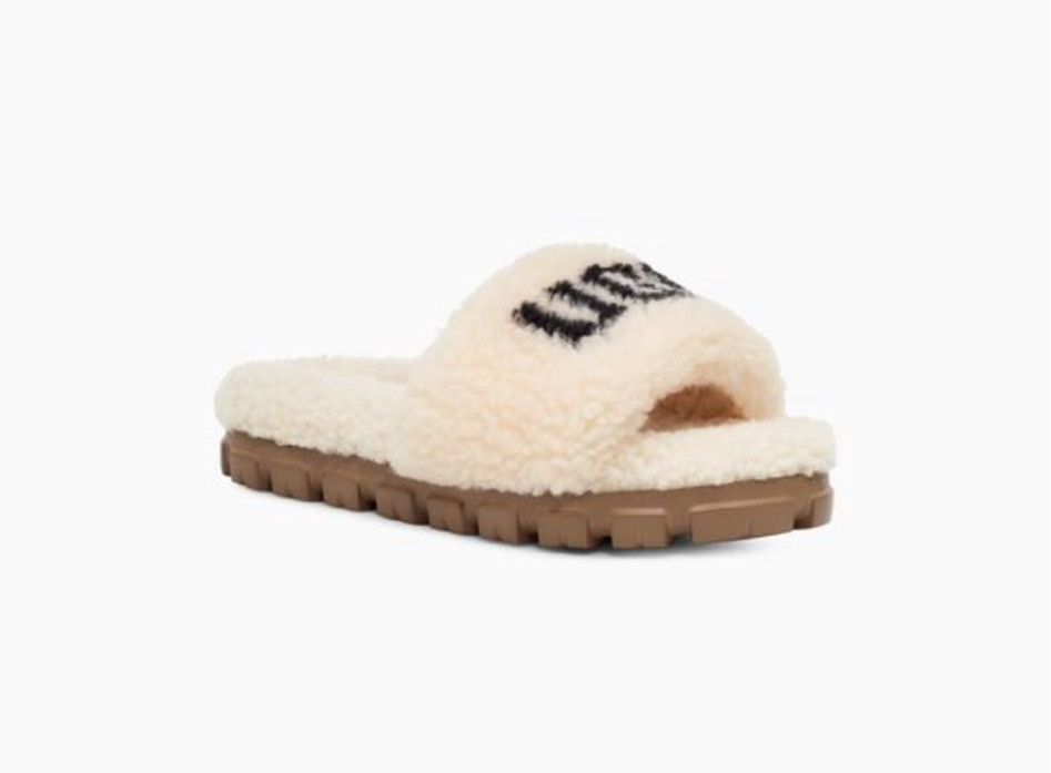 How gorgeous are these slippers new to Ugg I think are soo cute! 

#LTKunder100 #LTKSeasonal #LTKGiftGuide