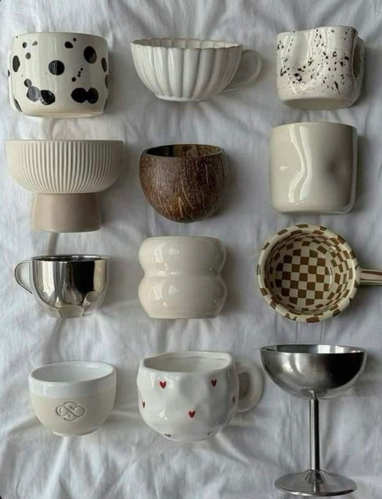 A little mug moment ☕️🫖
From vintage finds to Nordic minimal, irregular handmade shapes, soft pastels, and heart-shaped cups — these are the coffee & tea mugs I reach for when I want my morning to feel extra cozy.
All linked so you can mix, match, and build your own aesthetic mug collection 🤍
Perfect for coffee lovers, tea rituals, and cozy home vibes.

#LTKHome #LTKSeasonal #LTKValentine