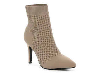 Mia Mckinley Bootie | DSW
