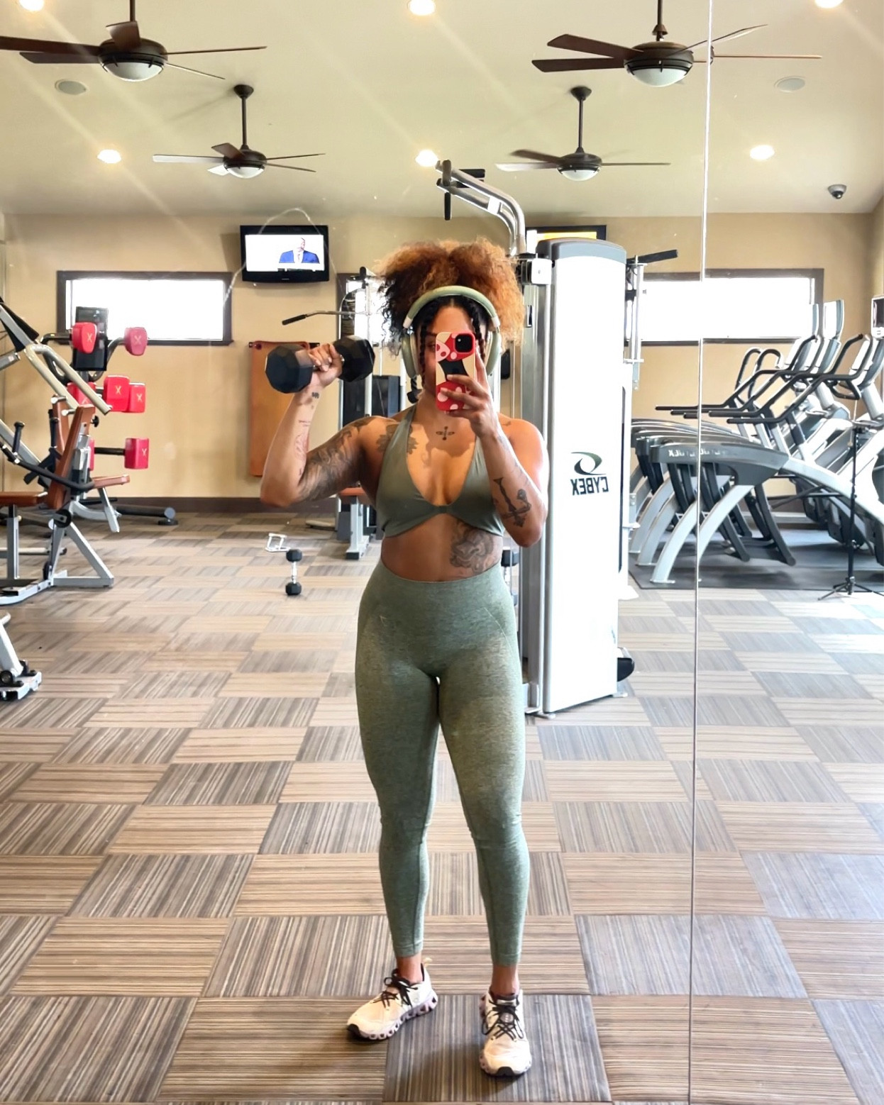 Green Sports Bra and Leggings from Gym shark! 💚🦈

#LTKFitness