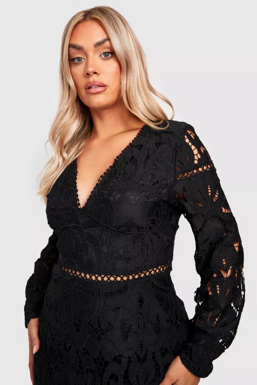 Plus Lace Ruffle Hem Shift Dress | Boohoo.com (US & CA)