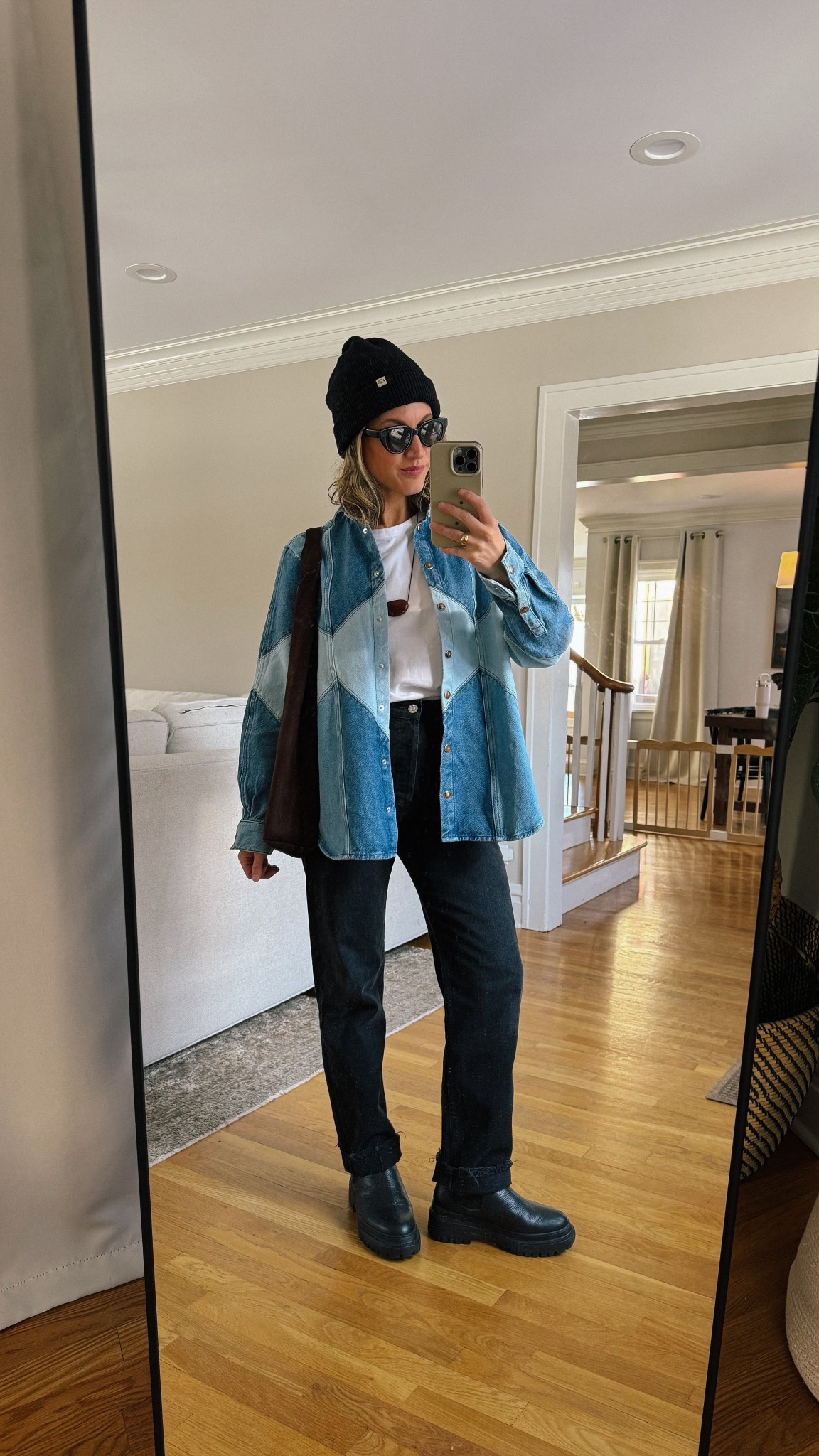 Look of the Day // 1.19.26

Madewell tee, XS, TTS. Sézane shirt, 2, TTS. Agolde Jeans, 24, I took my smaller size. Maguire boots, message me for the link!  Gap bag. Quince sunglasses. Heaven Mayhem pendant necklace. Old Madewell beanie, similar linked  

#LTKmomlife #LTKOver40 #LTKPetite