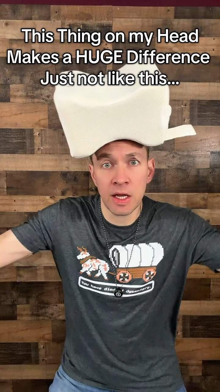 If you sleep on your side, this knee pillow can make a huge difference. It helps keep your hips and spine aligned so you wake up with less back or leg discomfort. Small change, but it really improves sleep quality.
