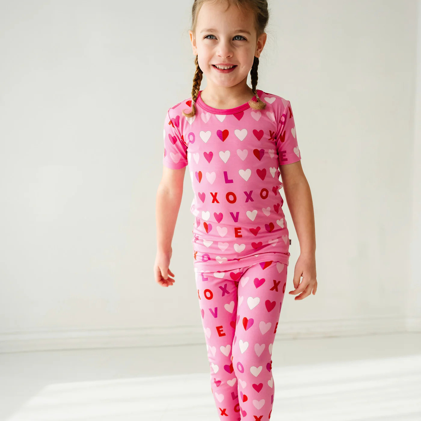 Black XOXO Two-Piece Short Sleeve Pajama Set | Little Sleepies