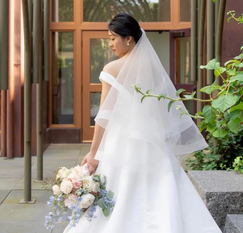 IN STOCK! Quick Ship! Horsehair Trim Drop Veil - Etsy | Etsy (US)