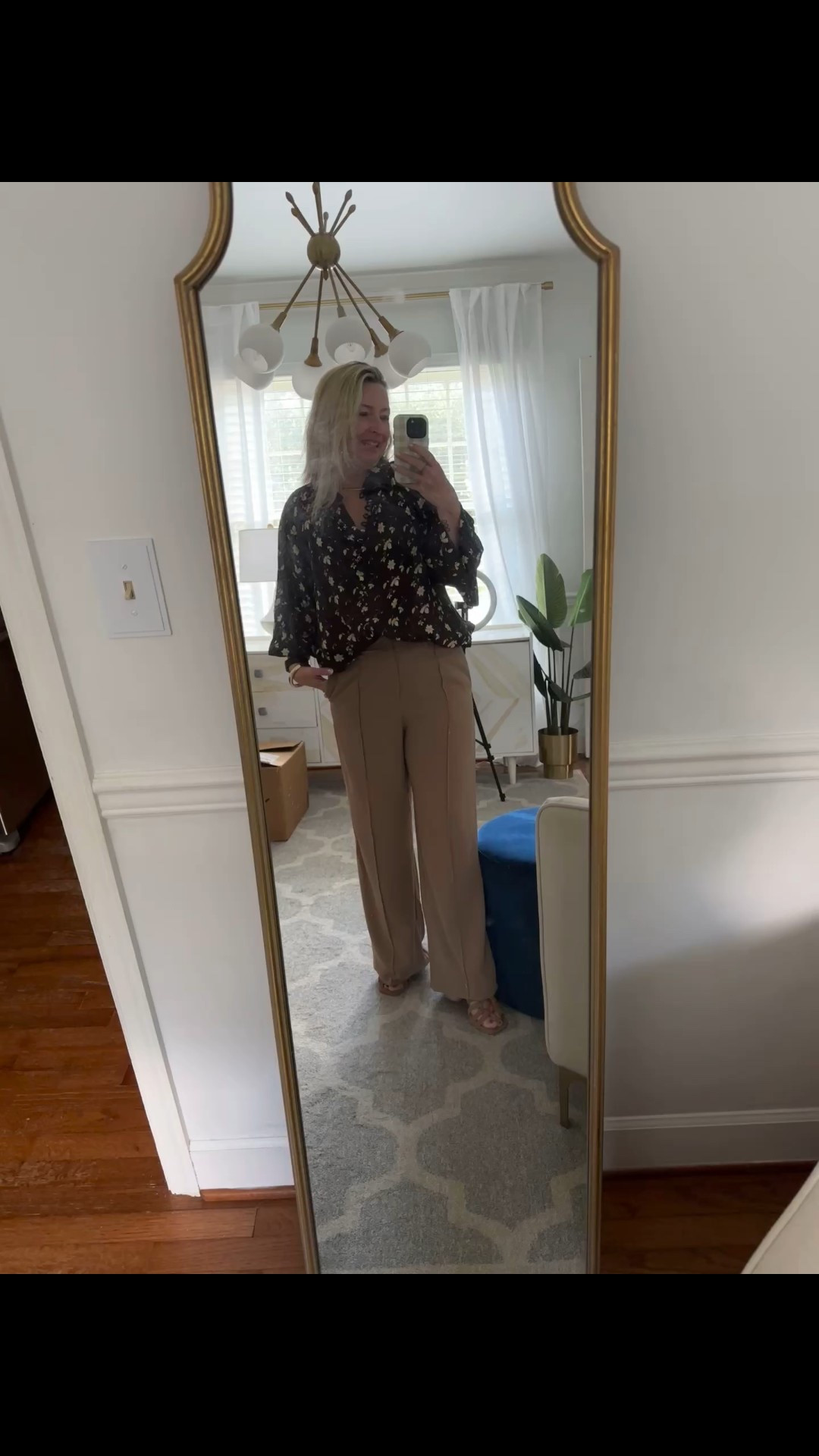 Fall outfit
Teacher
Work
Fall florals
Brown pants


#LTKSeasonal #LTKWorkwear #LTKOver40