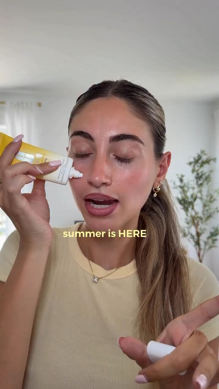 3 step summer makeup routines are backk 🤩🤩 quick, easy, glowing base with @clinique Even Better Clinical Makeup SPF 45 #cliniquepartner #makeup #makeuptutorial #summermakeup

#LTKSeasonal #LTKgrwm #LTKBeauty
