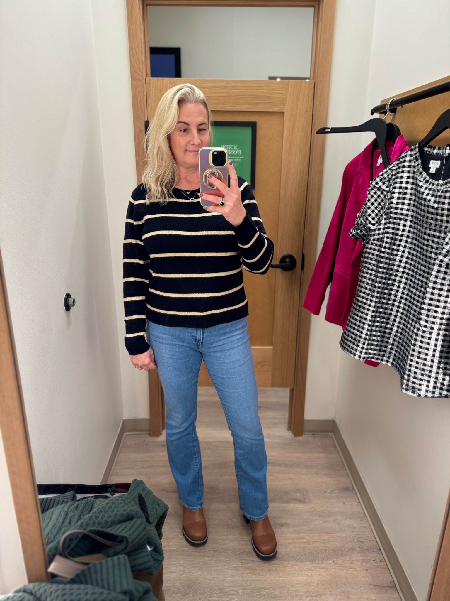 Black and gold stripes—yes, please 
#everyday sweaters #jcrewfactory #blacksweater #holidaysweater #holidayoutfits #holidayattire #holiday

#LTKHoliday #LTKSeasonal #LTKParties