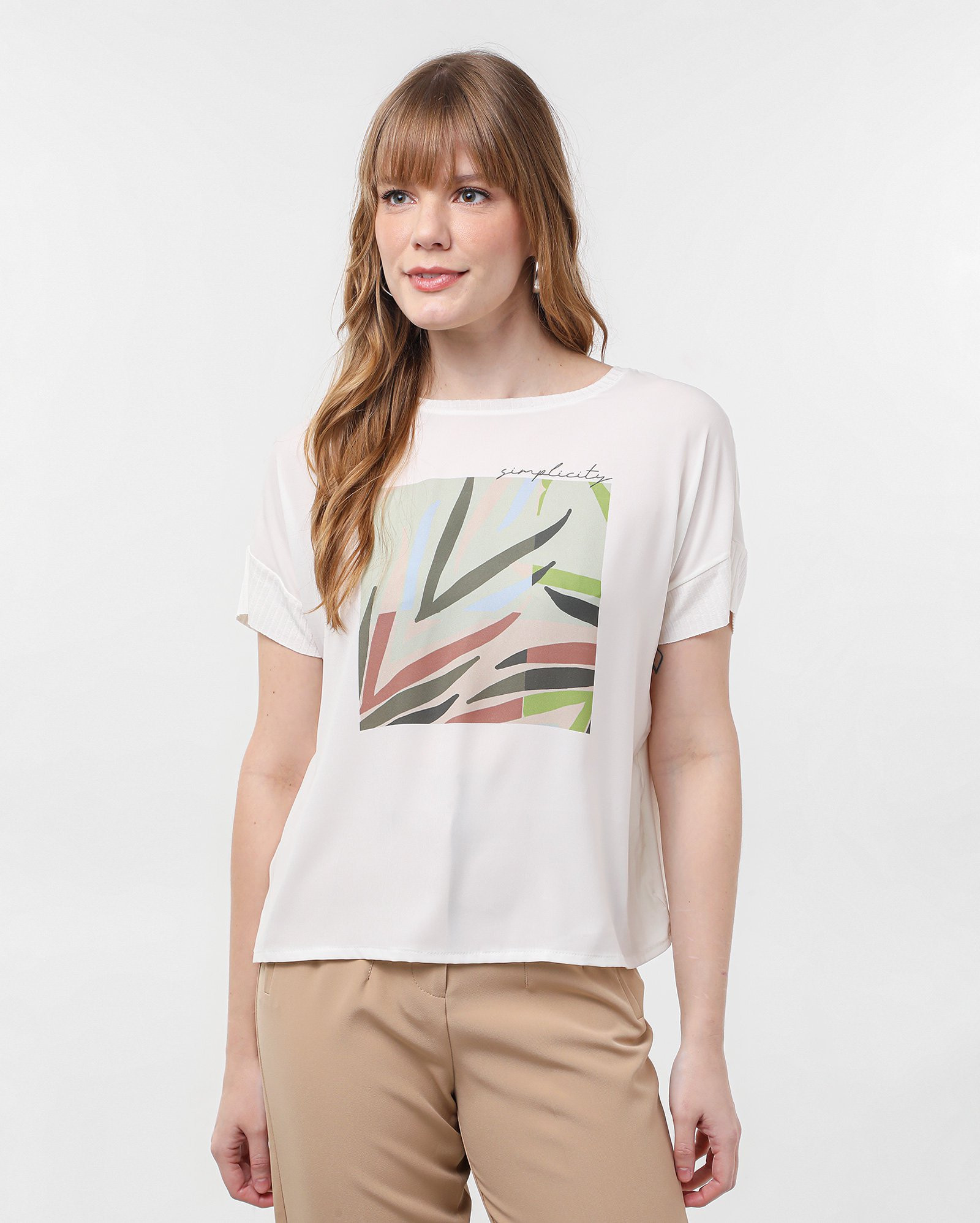 Blusa feminina Bia simplicity abstrata branca | AK by Riachuelo | Riachuelo (BR)