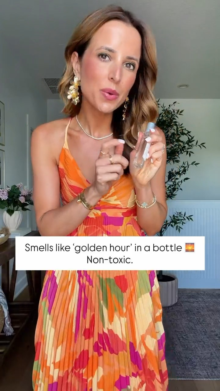 This new nontoxic perfume is incredible!! it smells like vacation. Papaya with hints of vanilla and coconut. I love this brand. Nontoxic perfume.

#LTKselfcare #LTKmorningroutine #LTKBeauty