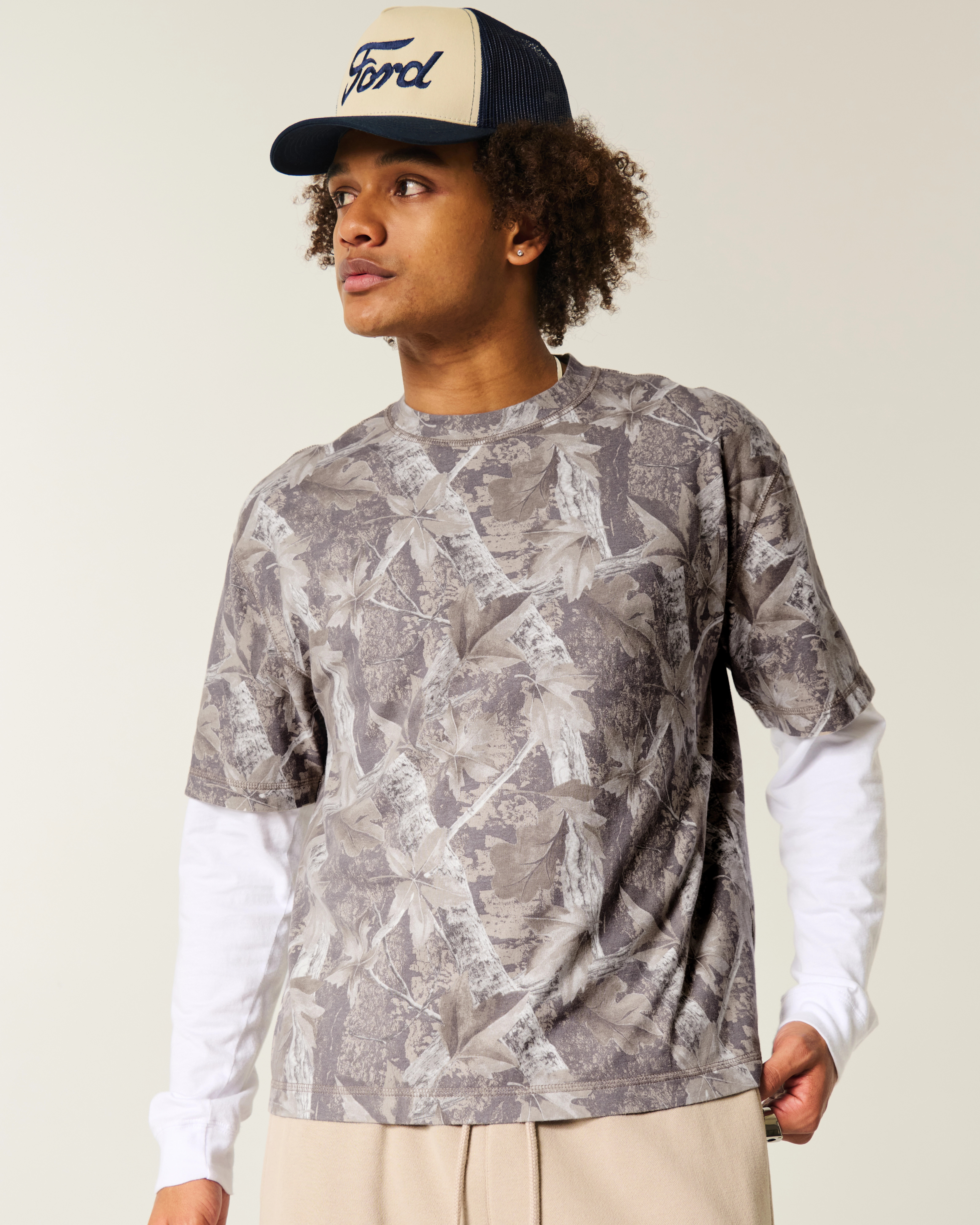 Boxy Crop Heavyweight Camo Crew T-Shirt | Hollister (US)