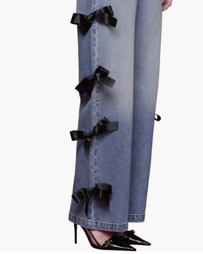 Bows are trending in my closet 🎀 

#LTKFindsUnder100 #LTKFindsUnder50 

#LTKHome