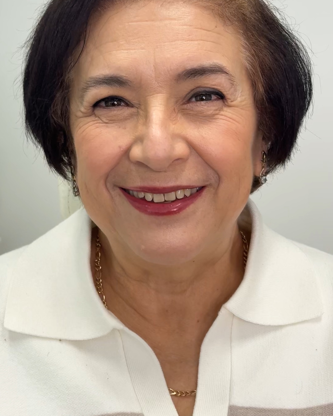 Beautiful Melina came in for a private makeup lesson with me at Glam Room. She wanted to update her makeup bag as well as find new colors to enhance her natural beauty. I showed her key products that work great on mature skin types. 


#LTKOver40 #LTKU #LTKBeauty