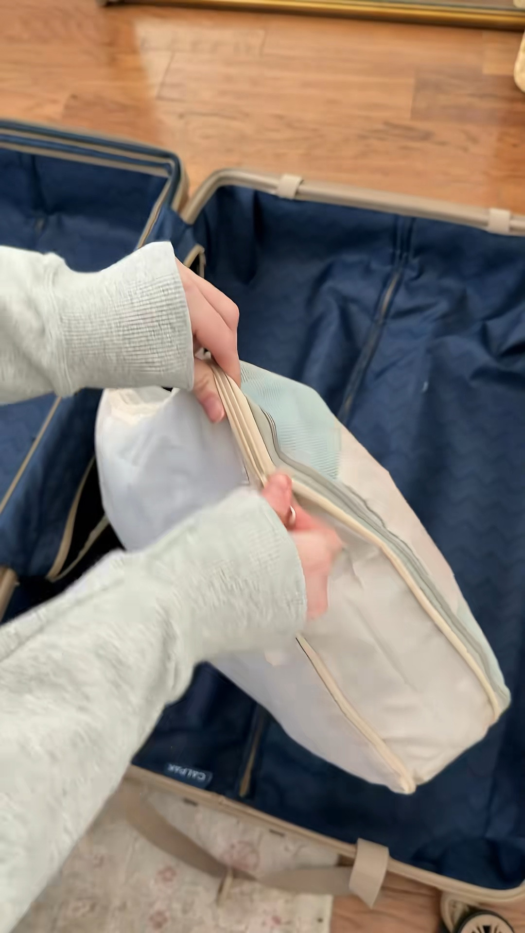 Compression packing cubes!!