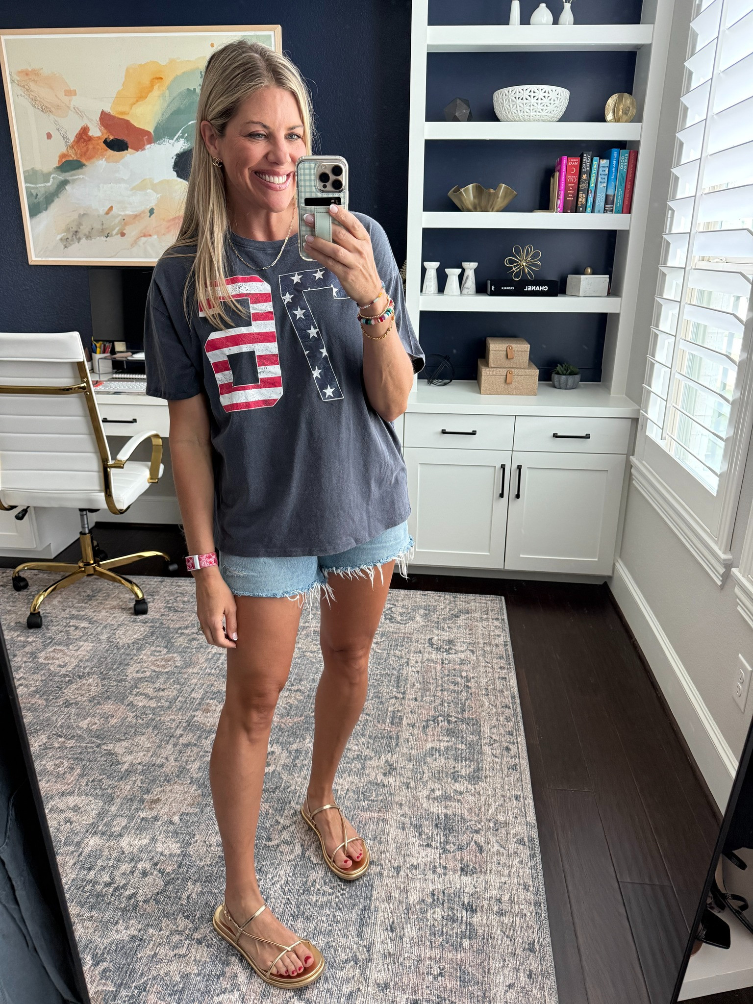 $9 patriotic graphic tee! ❤️🤍💙 

 