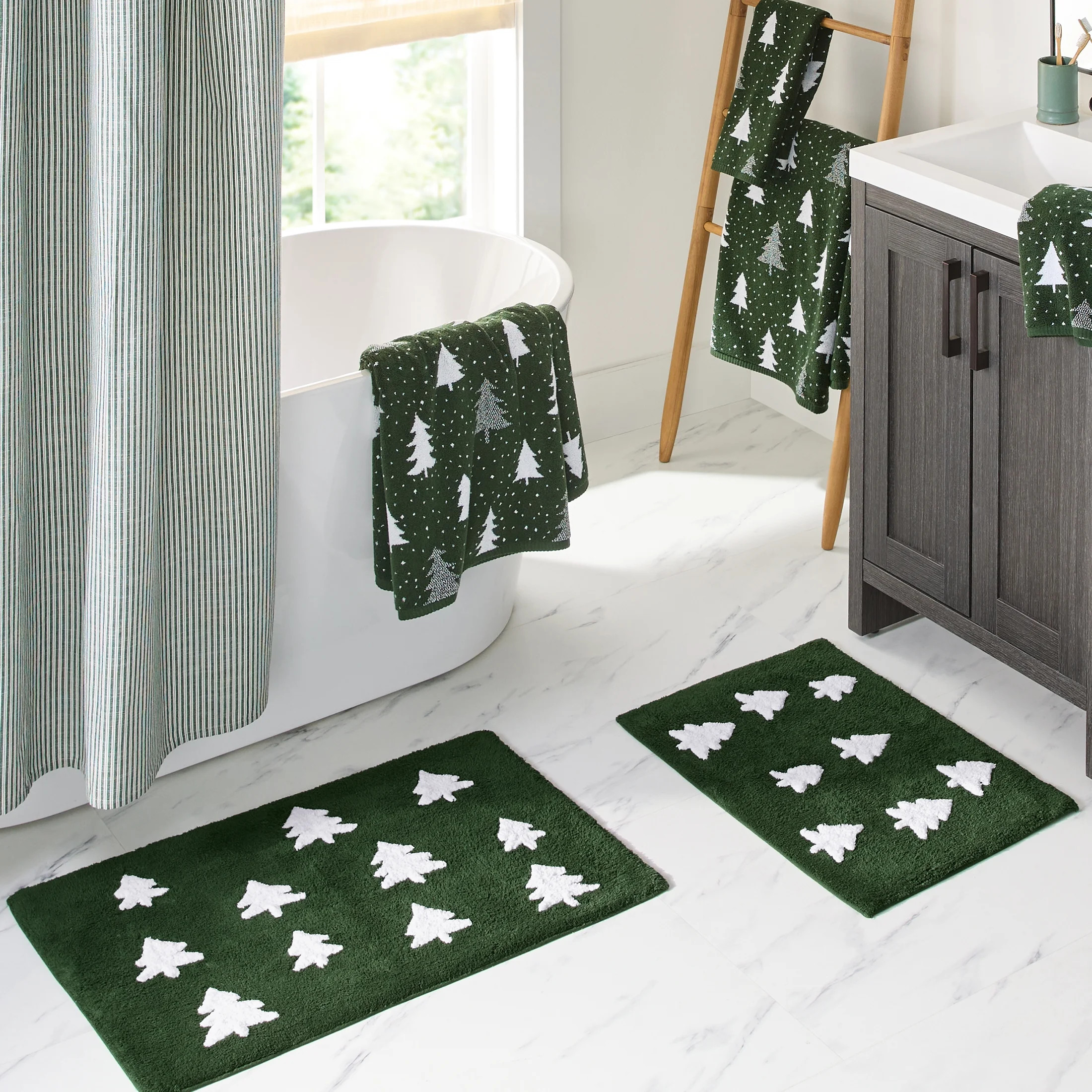 Better Homes & Gardens Cotton Wintery Seasonal Christmas Trees 2 Piece Bath Rug Set, Green, 17" x... | Walmart (US)